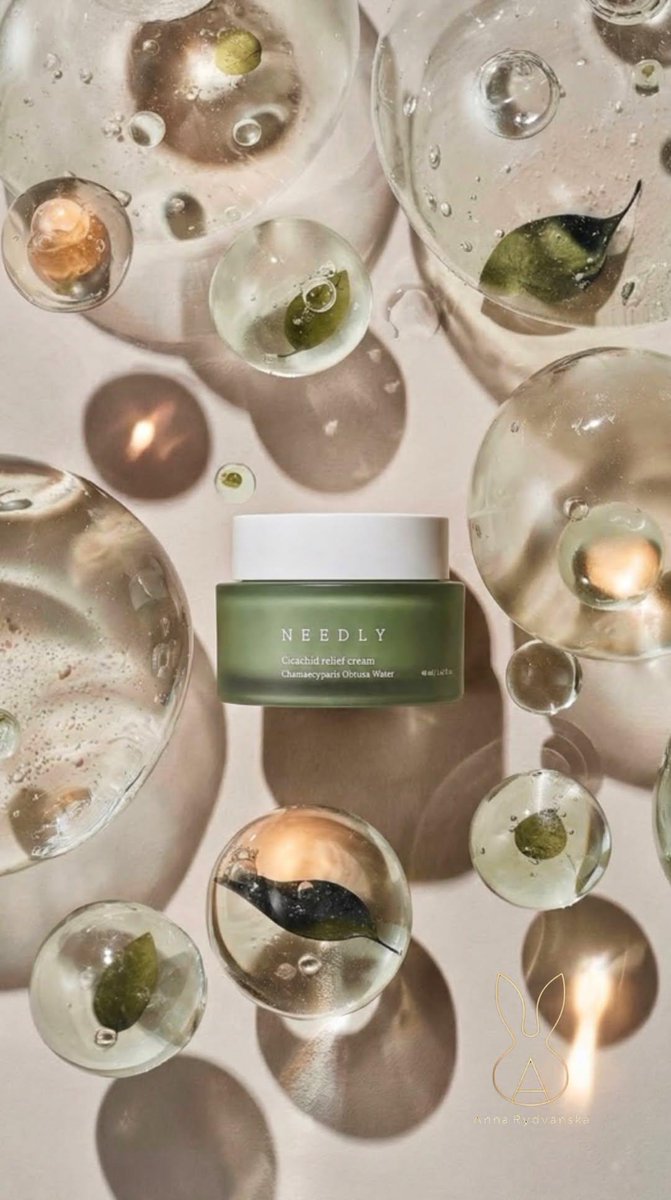 Lüks Cilt Bakım Ürünü Natürmortu Promptu Prompt Görseli